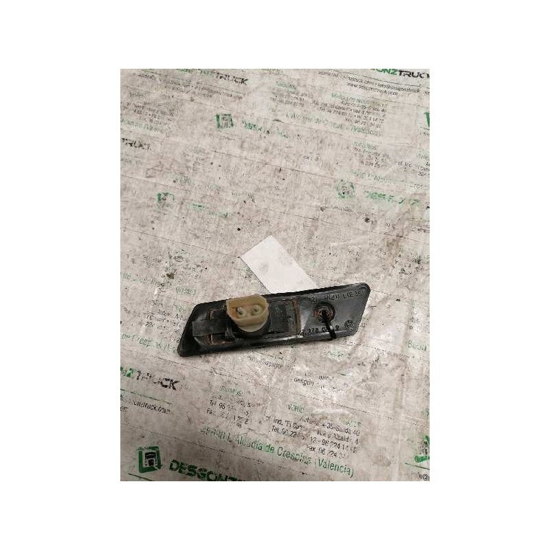 Recambio de piloto lateral izquierdo para bmw serie 3 berlina (e36) referencia OEM IAM 13780139 2