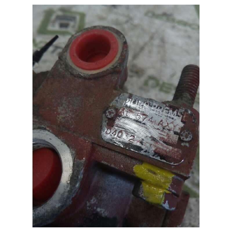 Recambio de valvula aire para iveco stralis (ad/at) fsa at t / fp - lt 4x2 larga distancia referencia OEM IAM AC574AXY  VALVULA - Blanco 2