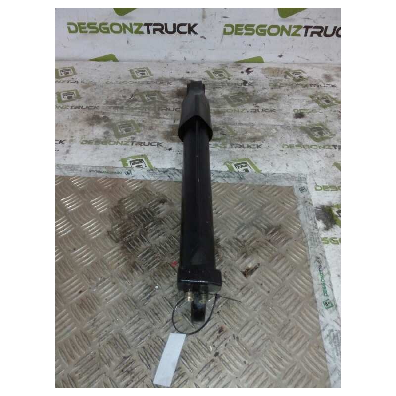 Recambio de brazo elevacion cabina para volvo fm 12 asta 2001 fsa  4x2 largo, bajo referencia OEM IAM 1075457  