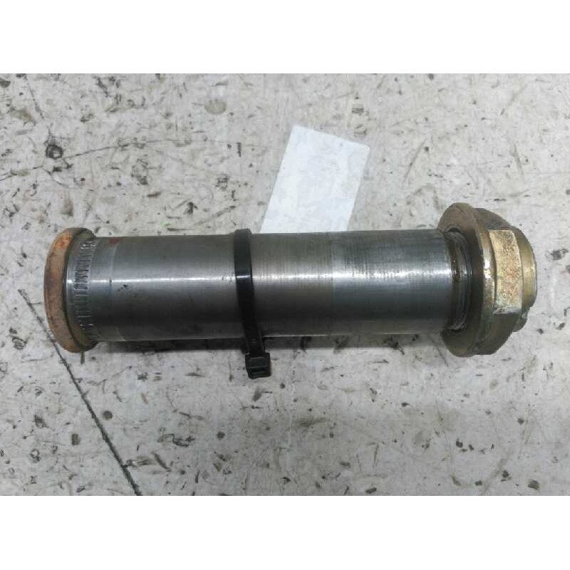 Recambio de mangon trasero izquierdo para citroën berlingo 2.0 hdi sx familiar referencia OEM IAM   