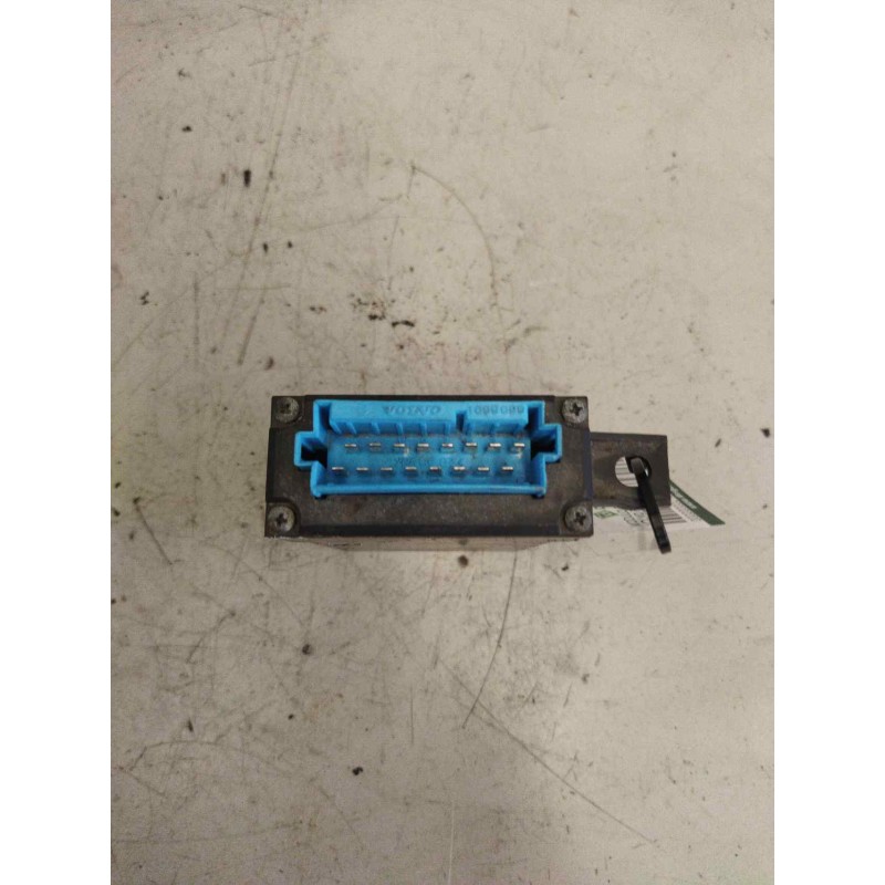 Recambio de modulo electronico para volvo fh 480 12.8 diesel referencia OEM IAM 20518033  CENTRALITA CIERRE CENTRALIZADO - Blanco 2