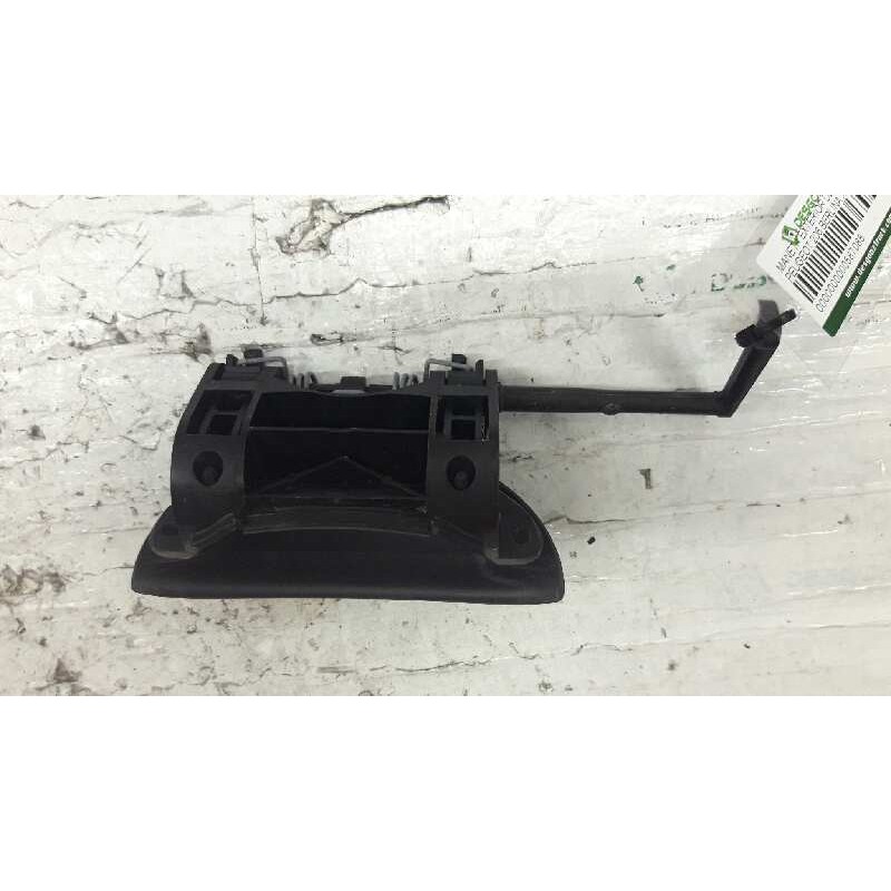 Recambio de maneta exterior delantera derecha para peugeot 206 berlina xt referencia OEM IAM 2