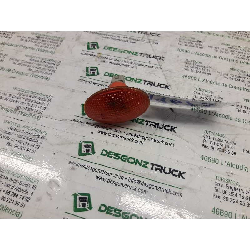 Recambio de piloto lateral derecho para ford transit mod. 2000 combi ft 330 2.4 largo referencia OEM IAM   