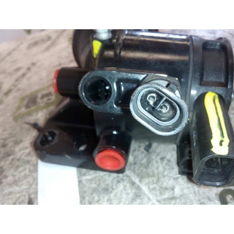 Recambio de valvula aire para iveco stralis (ad/at) fsa at t / fp - lt 4x2 larga distancia referencia OEM IAM 42545831 3322276 P - Blanco 2