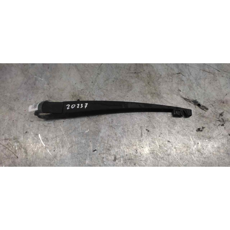 Recambio de brazo limpia trasero para peugeot 207 xs pack referencia OEM IAM - Negro 2
