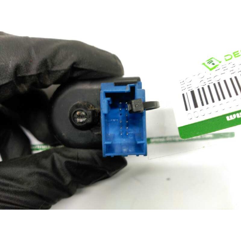 Recambio de boton regulacion retrovisores para peugeot partner (s2) combi plus referencia OEM IAM 2