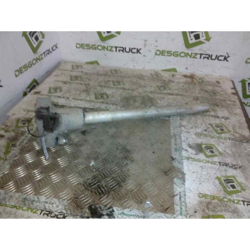 Recambio de soporte guardabarros trasero para volvo fh xxx 12.8 diesel referencia OEM IAM 20466895 IZQUIERDO 