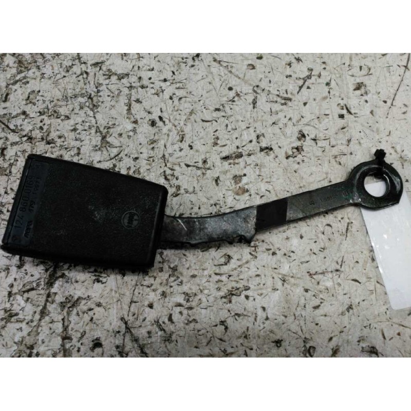 Recambio de enganche de cinturon izquierdo para mercedes-benz clase e (w124) berlina d 300 (124.130) referencia OEM IAM   