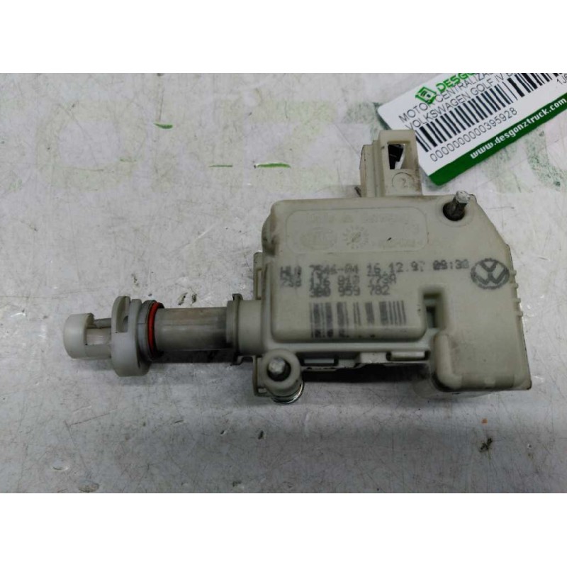 Recambio de motor centralizado para volkswagen golf iv berlina (1j1) básico referencia OEM IAM 1J6810773A TAPA COMBUSTIBLE 