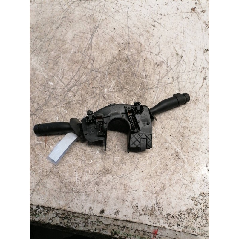 Recambio de mando multifuncion para ford fiesta berl./courier courier familiar referencia OEM IAM   8/11 PINS - Verde 2