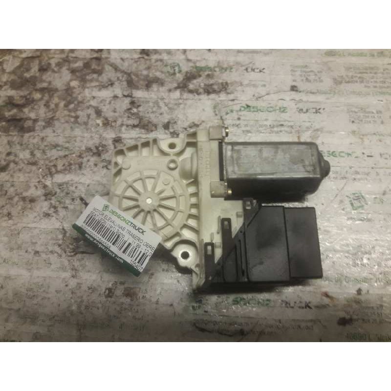 Recambio de motor elevalunas trasero derecho para seat leon (1m1) signo referencia OEM IAM 105407301 18 PINS 