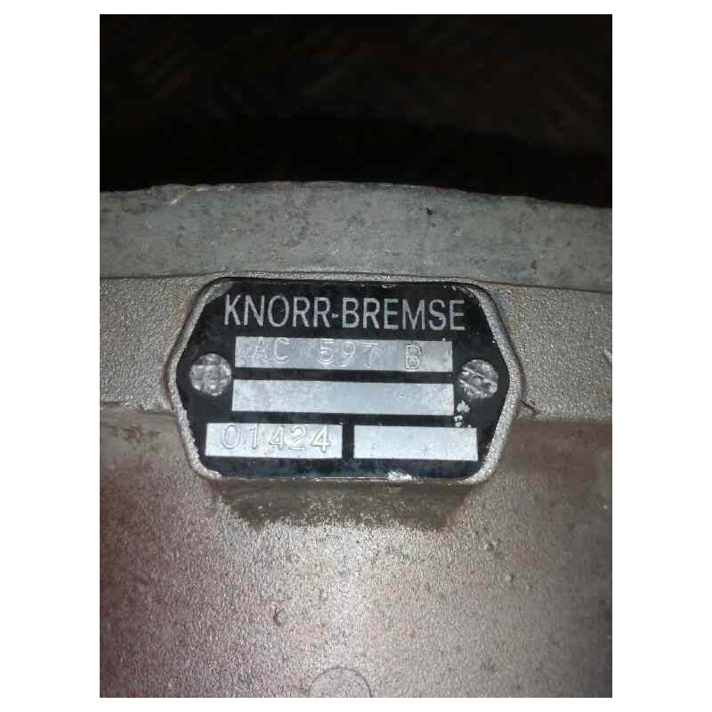 Recambio de valvula aire para iveco eurocargo tector referencia OEM IAM AC597B - Blanco 2