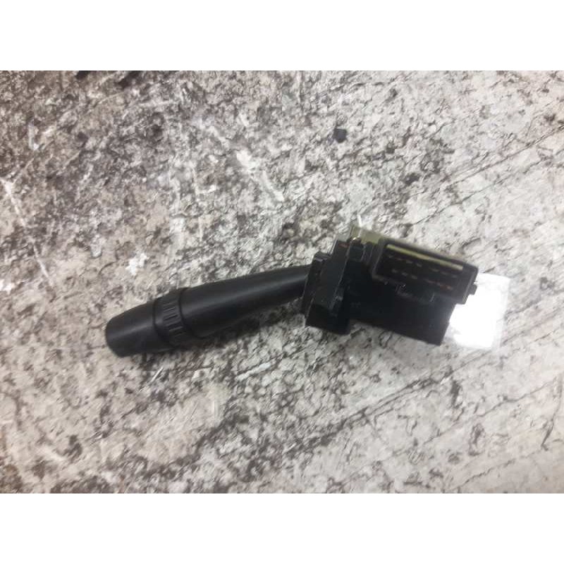 Recambio de mando limpia para hyundai elantra (xd) 1.6 comfort (5-ptas.) referencia OEM IAM  13 PINS - Gris 3
