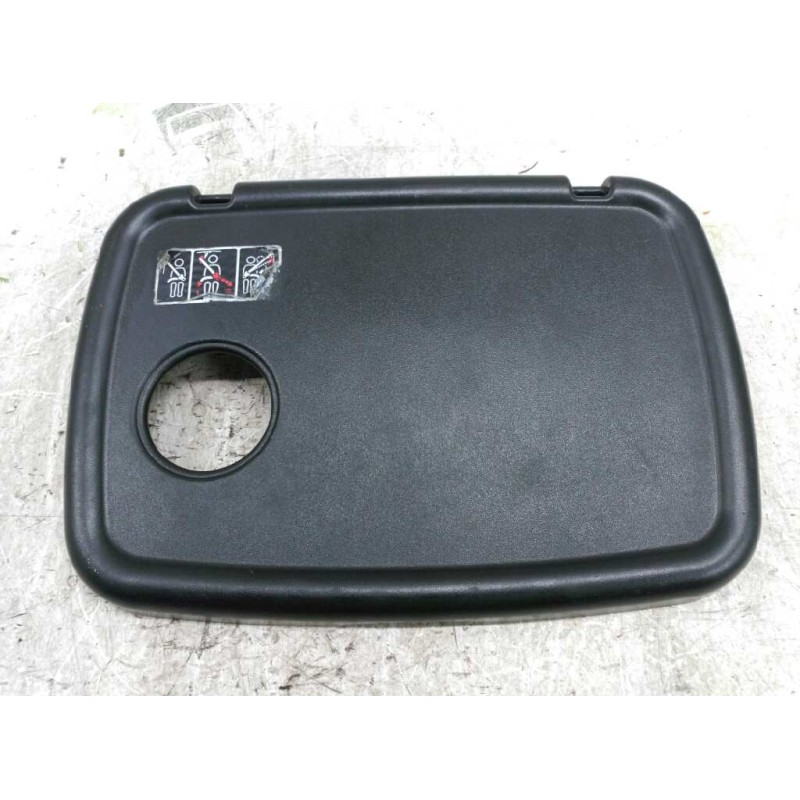 Recambio de posavasos para peugeot 307 break / sw (s1) sw pack referencia OEM IAM 5166698 TRASERO DERECHO 