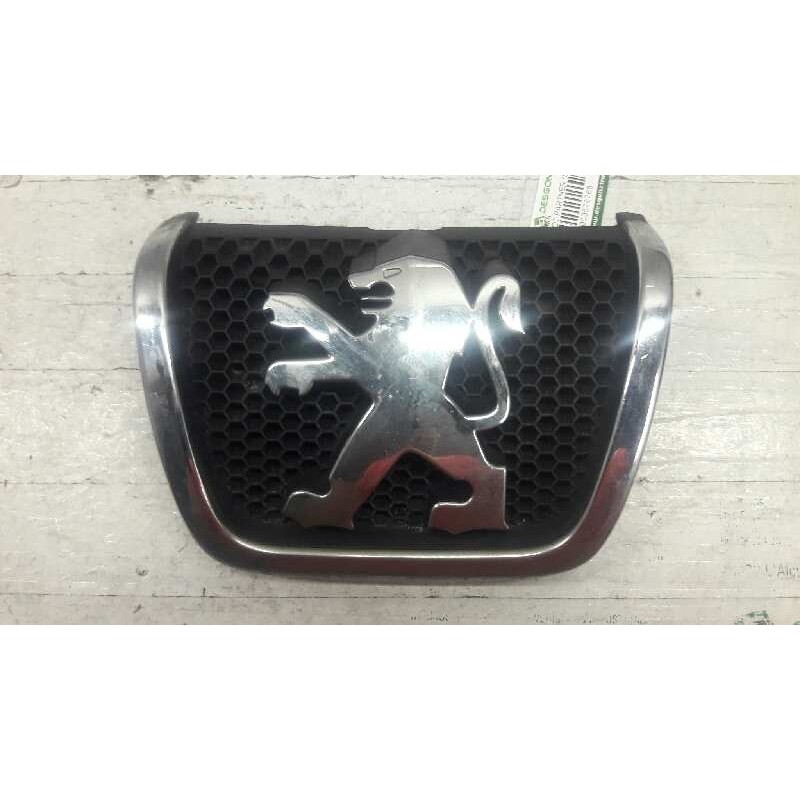 Recambio de emblema para peugeot partner (s2) totem referencia OEM IAM 9644759077  