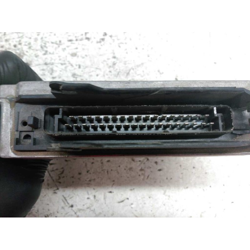 Recambio de centralita motor uce para citroën xantia berlina 1.9 diesel referencia OEM IAM 0281001262 9624519580 - Rojo 3