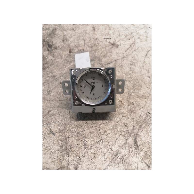 Recambio de reloj para chrysler 300 c 3.0 crd referencia OEM IAM 04602626AB 3 PINS 