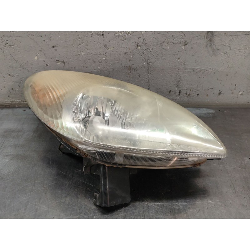 Recambio de faro derecho para citroën xsara picasso (n68) 2.0 hdi referencia OEM IAM   
