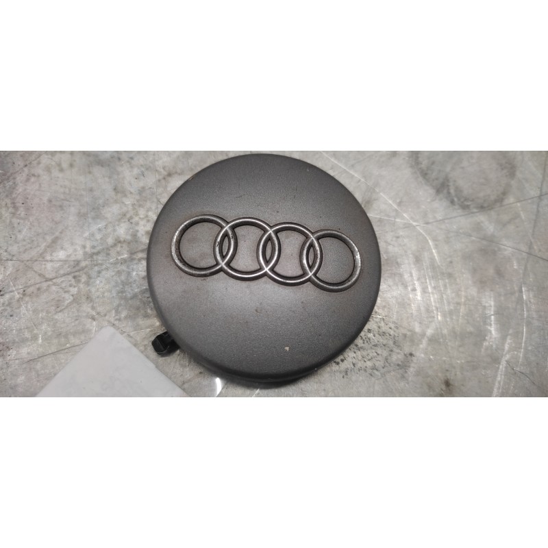 Recambio de tapacubos para audi a3 (8p) referencia OEM IAM 4B0601170  