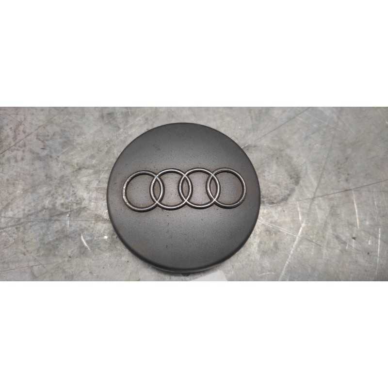 Recambio de tapacubos para audi a3 (8l) referencia OEM IAM 8D0601170  