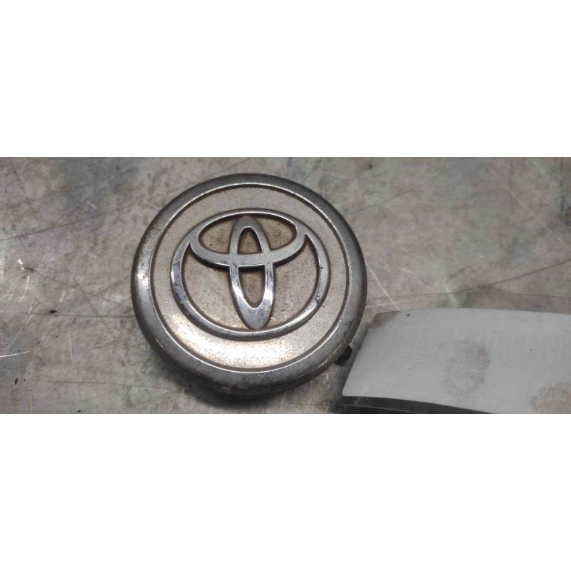 Recambio de tapacubos para toyota avensis berlina (t25) referencia OEM IAM 426030F010  