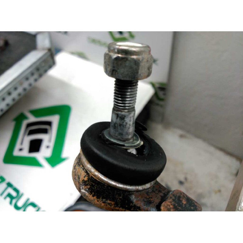 Recambio de cremallera direccion para renault 6 1.1 gtl referencia OEM IAM 7702105381 - Blanco 2