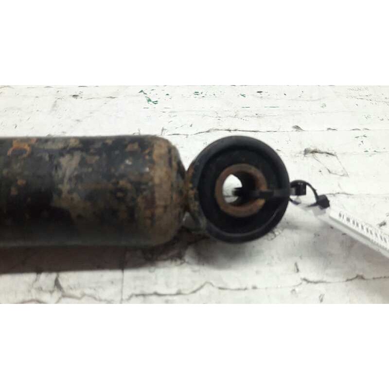 Recambio de amortiguador delantero derecho para nissan pick-up (d22) 2.5 16v turbodiesel cat referencia OEM IAM - Blanco 3