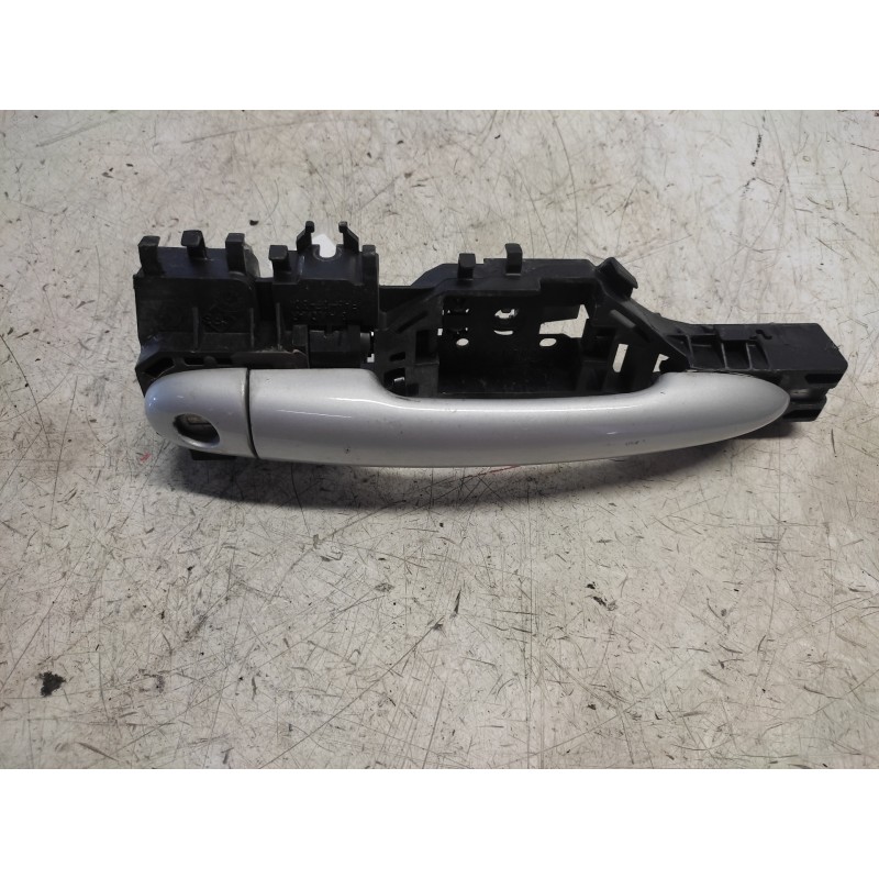 Recambio de maneta exterior delantera izquierda para renault scenic ii authentique referencia OEM IAM 8200028463SX  