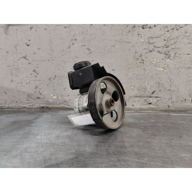 Recambio de bomba direccion para peugeot 206 cc cc referencia OEM IAM 9639650880  