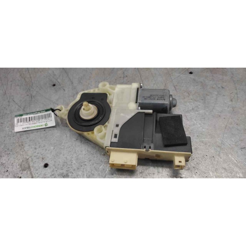 Recambio de motor elevalunas delantero izquierdo para citroën c4 berlina collection referencia OEM IAM 9647441480 980689103 