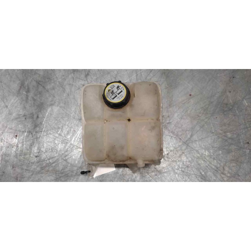 Recambio de deposito expansion para ford focus lim. (cb8) titanium referencia OEM IAM 8V618K218AE 8V618K218DE - Blanco 2