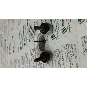 Recambio de brazo suspension superior delantero derecho para audi a4 berlina (b5) 1.8 t referencia OEM IAM 8D0407508E DE CENTRO 