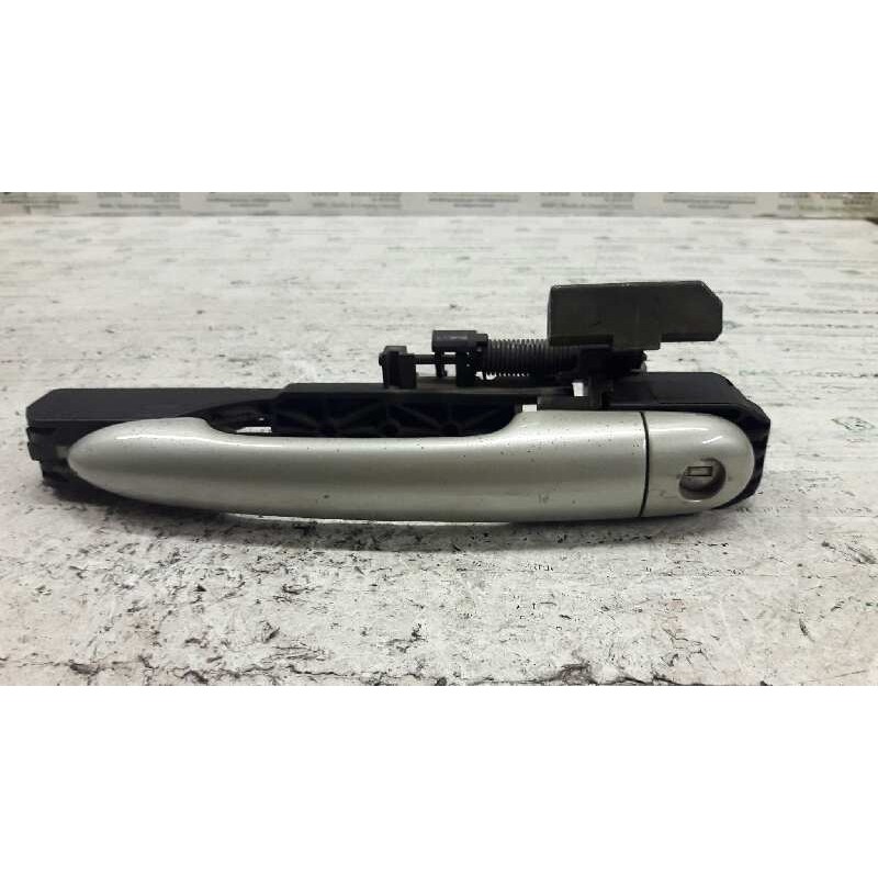 Recambio de maneta exterior delantera izquierda para renault laguna ii (bg0) confort dynamique referencia OEM IAM 8200004746  