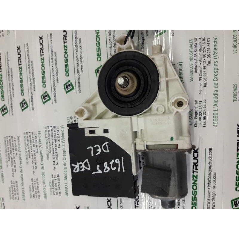 Recambio de motor elevalunas delantero derecho para audi a3 (8p) 2.0 tdi referencia OEM IAM 0130822205  