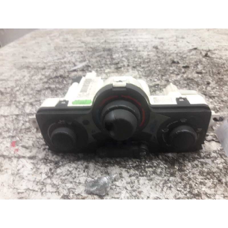 Recambio de mando calefaccion / aire acondicionado para renault scenic ii authentique referencia OEM IAM 69580001 6665720 695870