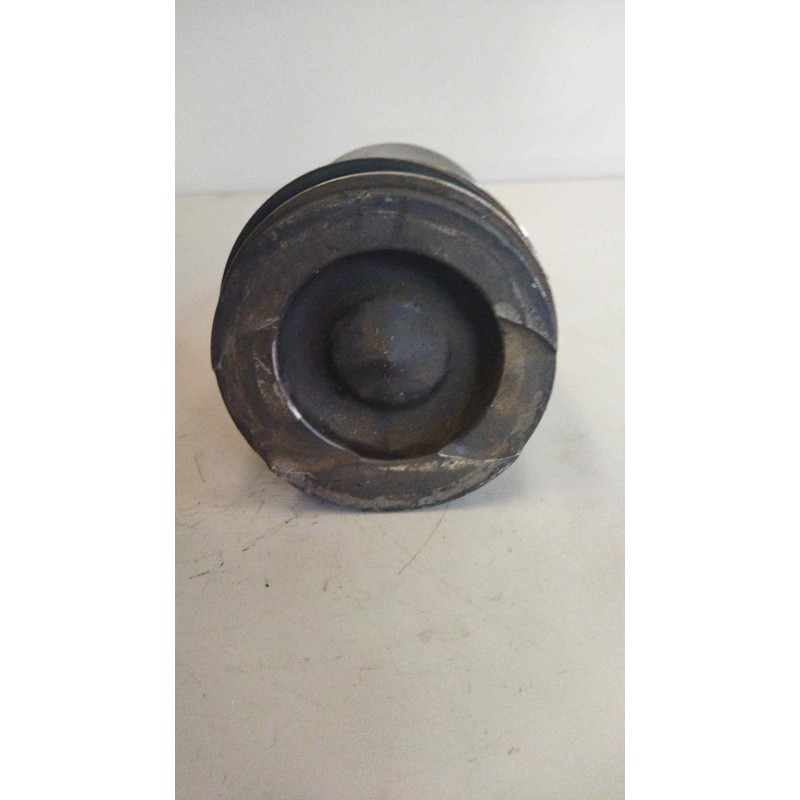 Recambio de piston para scania serie 4 (p/r 144 l) fsa 460 (4x2) e2 corto cr 13 / 14 b referencia OEM IAM 1421018 127L37 2
