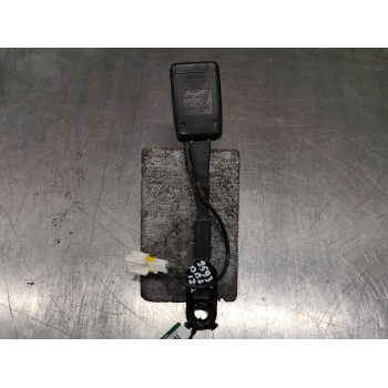 ENGANCHE DE CINTURON DELANTERO IZQUIERDO 902510ab 