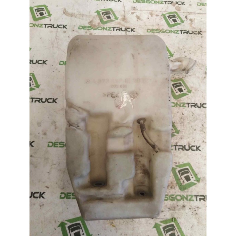 Recambio de deposito limpia para mercedes-benz atego 4 cyl. 4x2 2005  4.3 diesel (om 904 la) referencia OEM IAM A9738690120  