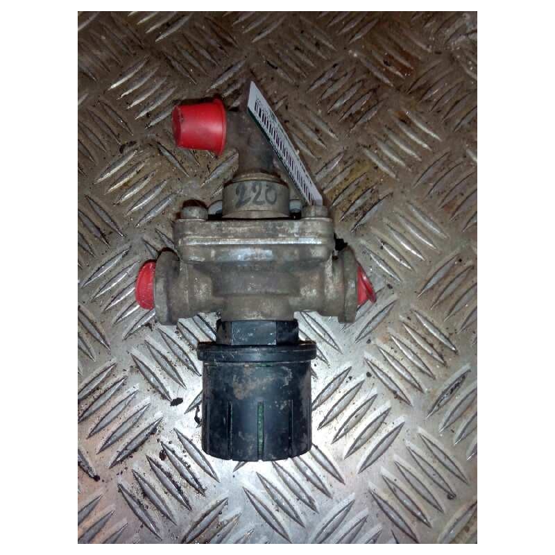 Recambio de valvula aire para scania serie p/g/r (l-clase) fsa g420 (4x2) corto cg 14 referencia OEM IAM 1422152 KX25523 - Blanco