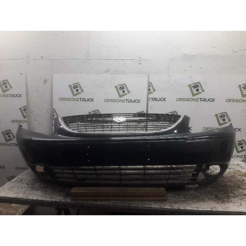 Recambio de paragolpes delantero para chrysler voyager (rg) 2.5 crd lx referencia OEM IAM   