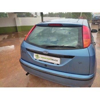 ford focus berlina (cak) del año 2003