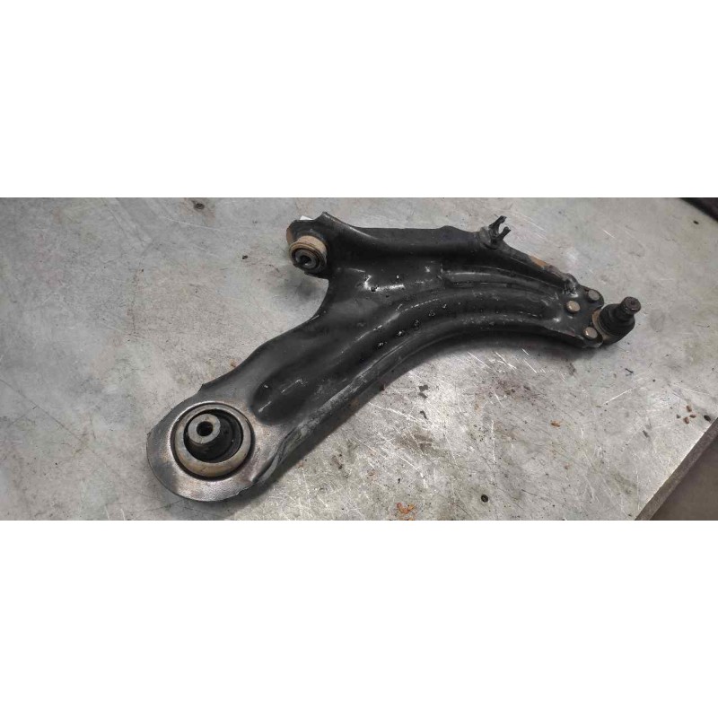 Recambio de brazo suspension inferior delantero derecho para renault kangoo profesional referencia OEM IAM - Rojo 2