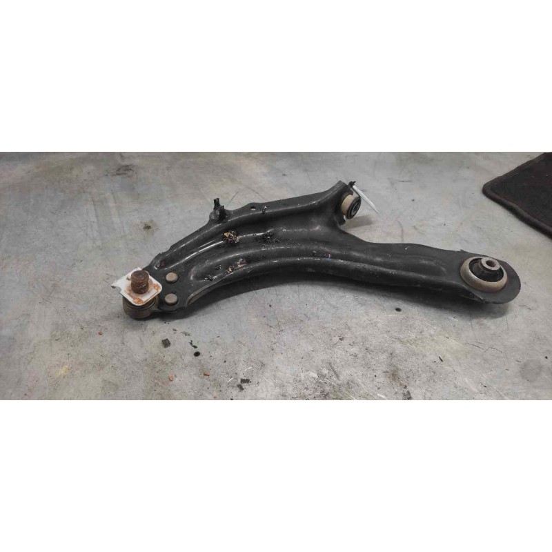 Recambio de brazo suspension inferior delantero izquierdo para renault kangoo profesional referencia OEM IAM - Rojo 2