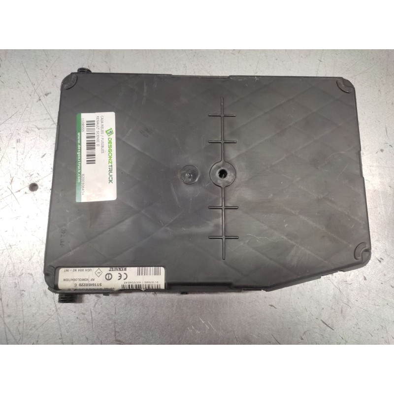 Recambio de caja reles / fusibles para renault scenic ii authentique referencia OEM IAM 8200306434  S118400220C 3