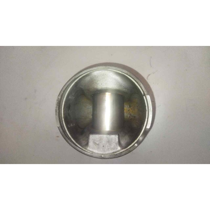 Recambio de piston para scania serie 4 (p/r 144 l) fsa 460 (4x2) e2 corto cr 13 / 14 b referencia OEM IAM 1421018 127L37 3