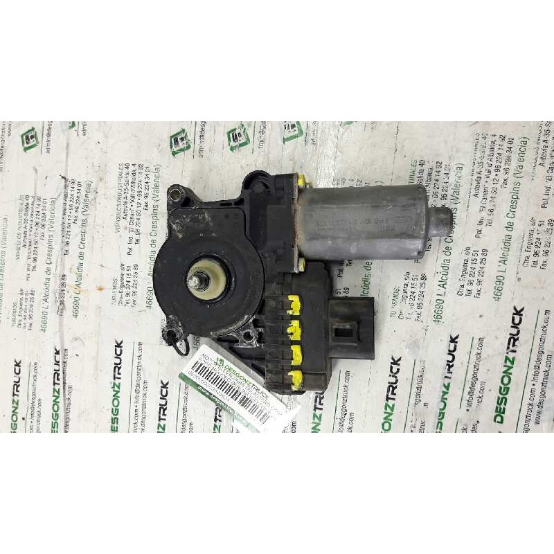 Recambio de motor elevalunas delantero derecho para ford mondeo berlina (ge) futura (d) referencia OEM IAM 0130821771  