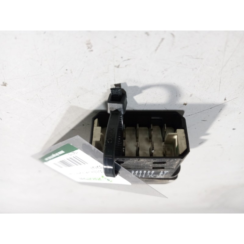 Recambio de mando elevalunas delantero izquierdo para scania r i r 480 referencia OEM IAM 1421856 - Blanco 2