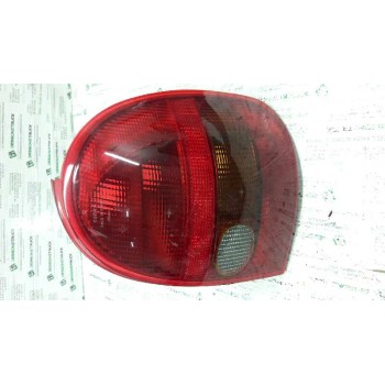 PILOTO TRASERO DERECHO 