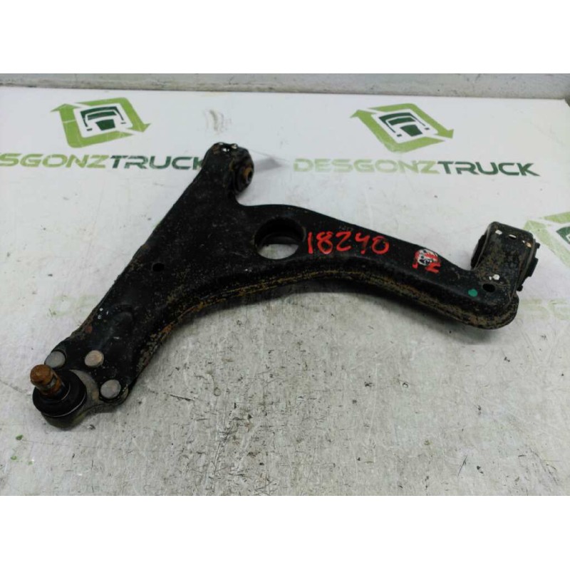 Recambio de brazo suspension inferior delantero izquierdo para opel zafira a blue line referencia OEM IAM 352037  