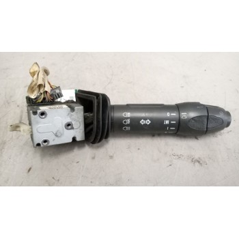 Recambio de mando intermitentes para iveco stralis (as) 12.9 diesel referencia OEM IAM 504213154  